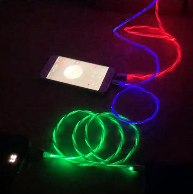 La carga rápida telegrafía 3 EN 1 tipo cable que destella de carga colorido del relámpago del cable de C 3A LED USB