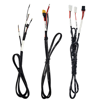 Cable y ensamblaje de cables personalizados diseñados por fabricantes expertos de arneses de alambre para señales y líneas eléctricas automotrices